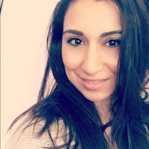 Meet your Posher, Naz